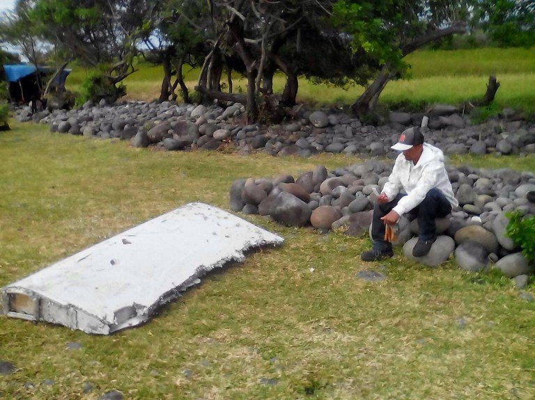 Le morceau d'avion, retrouvé le 29 juillet à la Réunion. © 