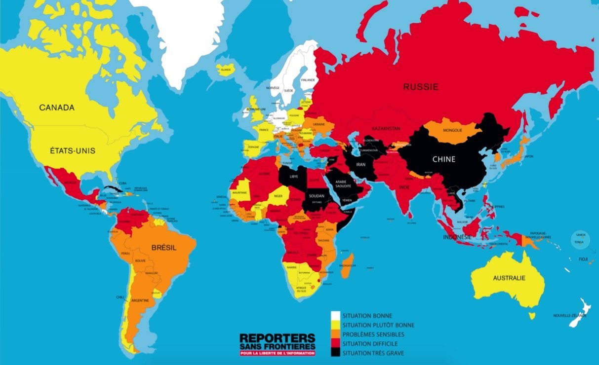 La carte de la liberté de la presse classe les 180 pays en 5 catégories : bonne situation (blanc), situation plutôt bonne (jaune), problèmes significatifs (orange), situation difficile (rouge), situation très grave (noir). © Reporters sans frontières