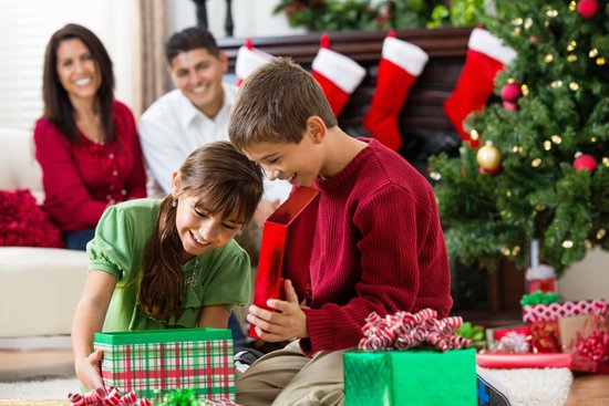 Noël, c’est une fête en l’honneur du père Noël.