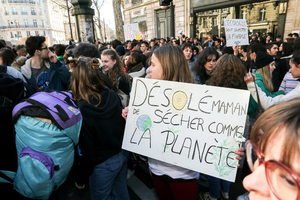 Les jeunes font grève pour le climat !