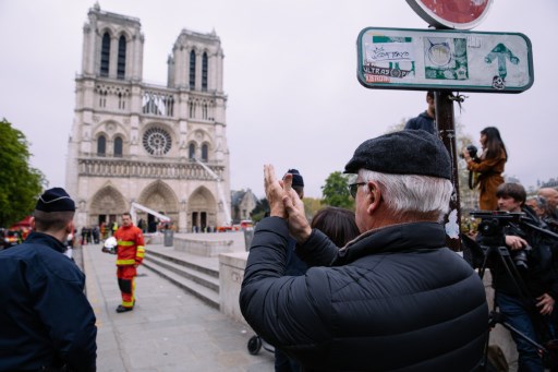pompier Notre-Dame