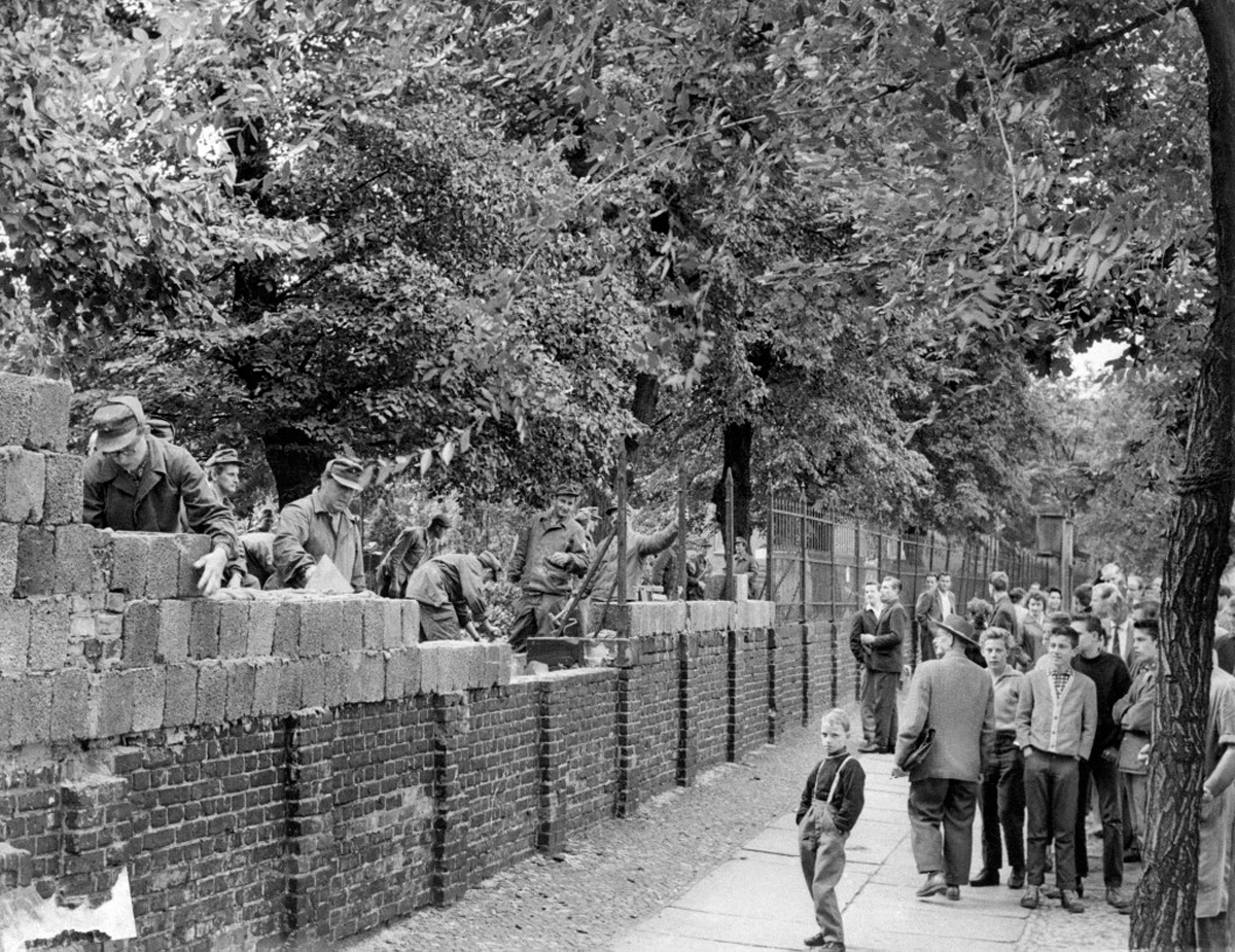 Comment Vivait On A Berlin Avec Le Mur