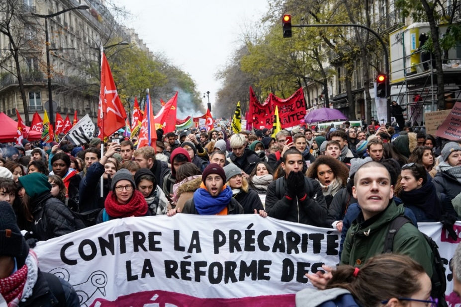 UNE_manifestation_paris