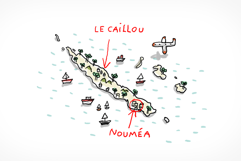 Une carte de la Nouvelle-Calédonie qui est une longue île avec des palmiers. Il y a Nouméa, la capitale, et la Nouvelle-Calédonie est surnommée "le caillou".