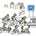 Des cyclistes se déplacent en ville