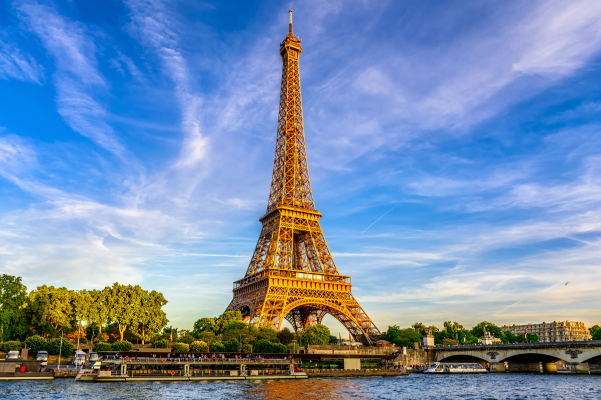 Tour Eiffel: Tout ce qui faut savoir sur l'histoire de la tour, sa