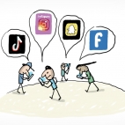 4 personnages marchent la tête penchée sur leur téléphone. Ils consultent différents réseaux sociaux : TikTok, Instagram, Snapchat et Facebook.