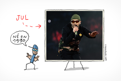 Une photo de Jul dans un tableau.