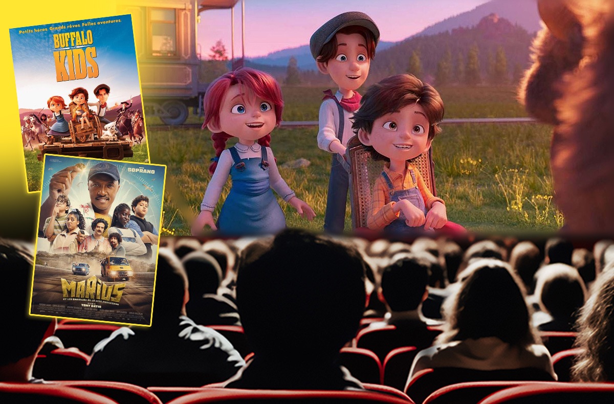 Vue intérieure d'une salle de cinéma où des spectateurs assistent à la projection d’un film d’animation. L’écran affiche trois personnages animés dans un décor naturel avec montagnes en arrière-plan. Deux affiches de films, 'Buffalo Kids' et 'Manos', sont visibles en surimpression.