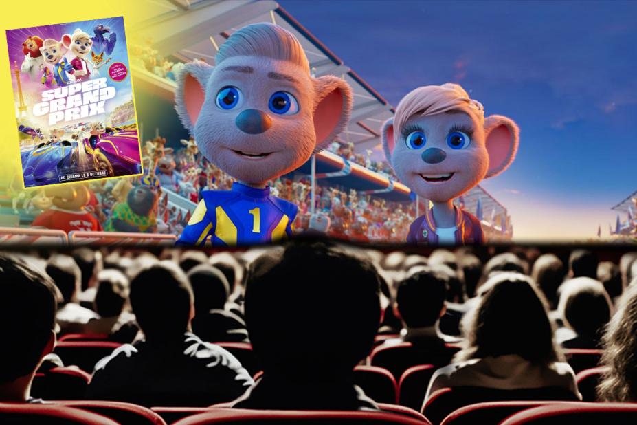 Salle de cinéma. Spectateurs assis. On les voit de dos. Sur l'écran, devant eux, une image du film "Super Grand Prix" : les 2 souris héroïnes du film. À gauche, incrustée dans l'image, on voit l'affiche du film.